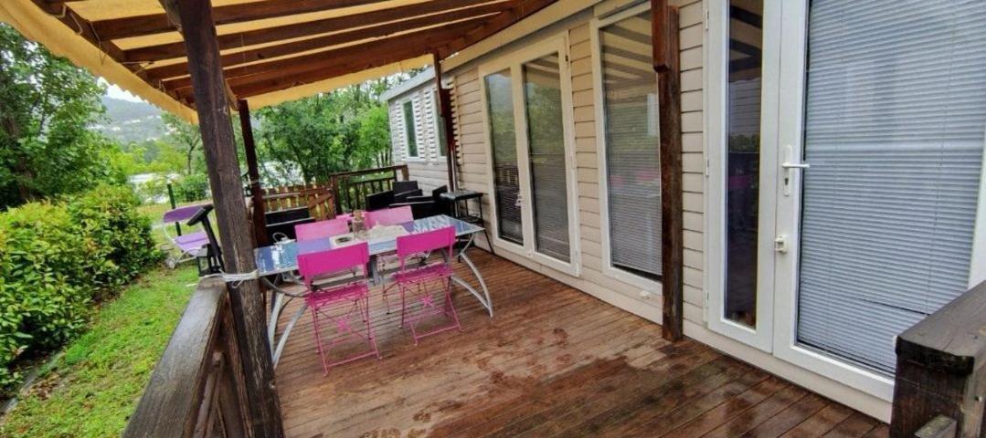 Mobile Home For You Les Rives De Condrieu Exterior photo
